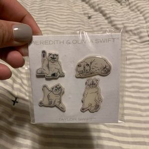 Taylor Swift Cat pins